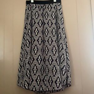 LuLaRoe Lucy skirt